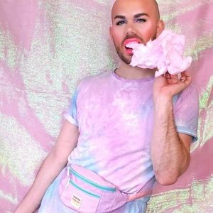 Meet your Posher, Hello gregory